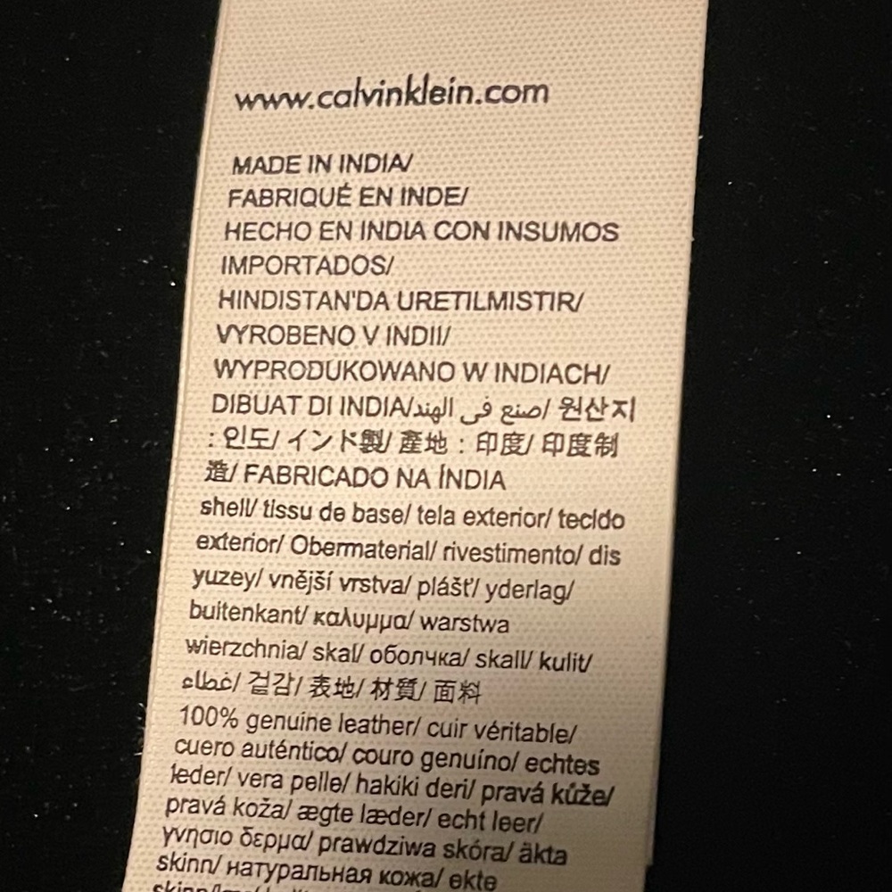 NWT Calvin Klein Jeans - Picture 2 of 2